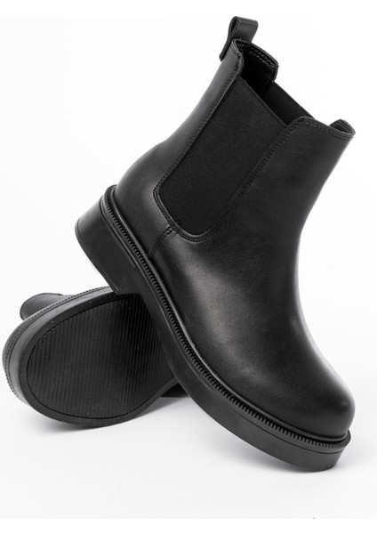 02-2137 Siyah Lastikli Günlük Kadın Bot