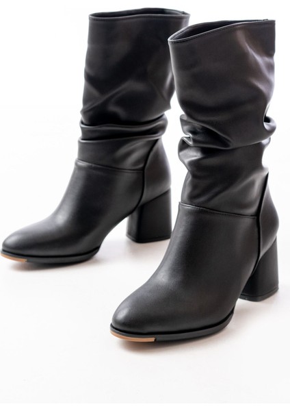 RS-2430 Siyah Topuklu Körüklü Günlük Kadın Bot modelleri