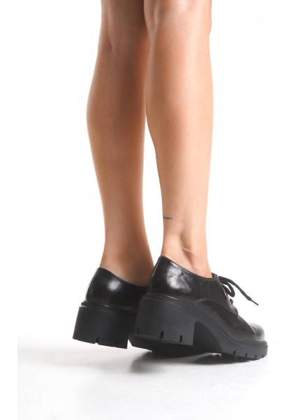 K-707 Siyah Kırışık Rugan Yüksek Tabanlı Bağcıklı Loafer Ayakkabı fiyatları