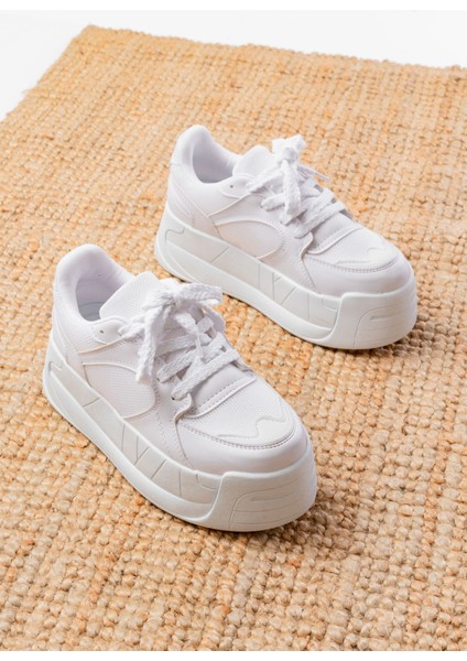 SP-190 Beyaz Garni Bağcıklı Fileli Yüksek Taban Günlük Spor Ayakkabı