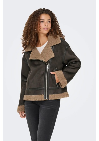 Kadın Onlkendra Yakası ve Içi Kürklü Süet Mont 15348991 Kahverengi