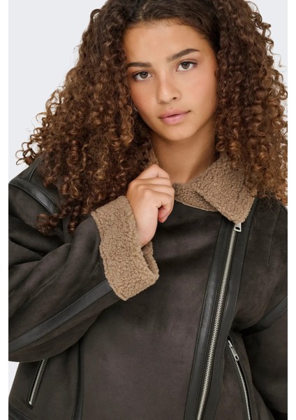 Kadın Onlkendra Yakası ve Içi Kürklü Süet Mont 15348991 Kahverengi fiyatları