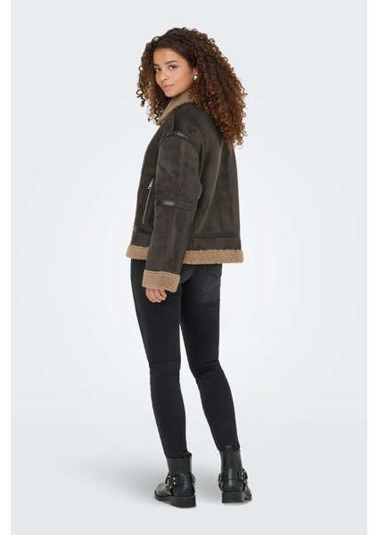 Kadın Onlkendra Yakası ve Içi Kürklü Süet Mont 15348991 Kahverengi fırsatları