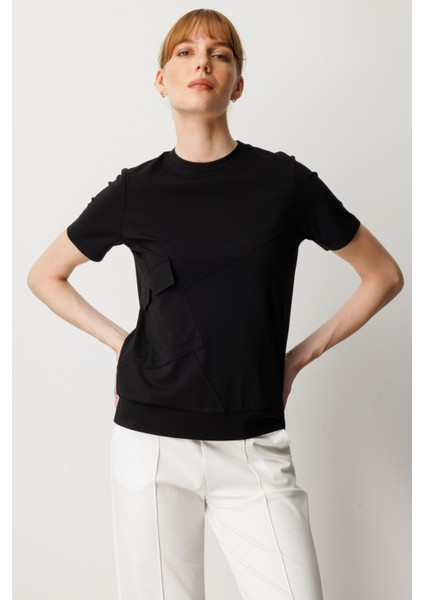 Kadın Sıfır Yaka Cepli T-Shirt 61340 Siyah fiyatları