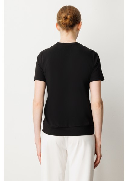 Kadın Sıfır Yaka Cepli T-Shirt 61340 Siyah fırsatları