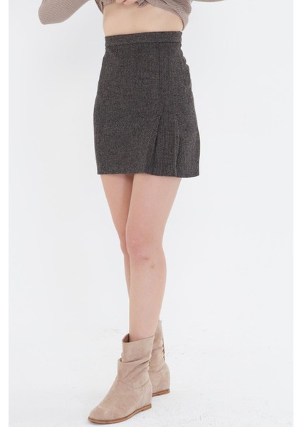 Balıksırtı Desenli Kısa Etek fiyatları