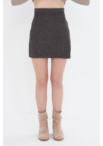 Balıksırtı Desenli Kısa Etek modelleri