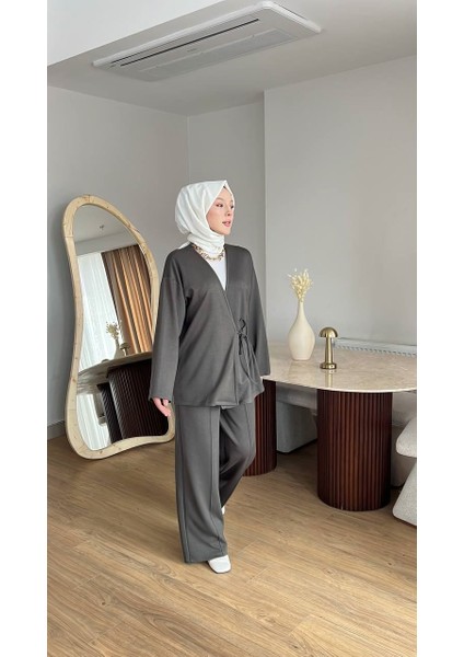 Kadın Yandan Düğmeli Kimonolu Takım- Yeşil fırsatları