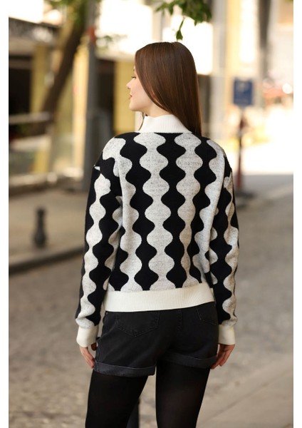 Desenli Erciyes Triko Kazak-Siyah Beyaz indirimleri