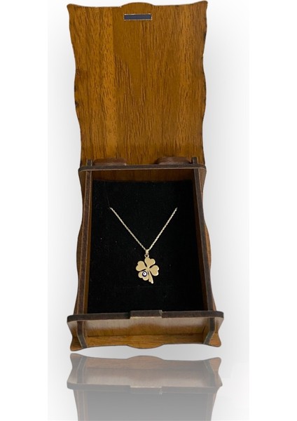 Nazarlıklı Yonca Altın Kolye modelleri