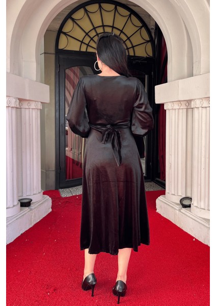 Kadife Kumaş V Yaka Midi Elbise - Siyah indirimleri