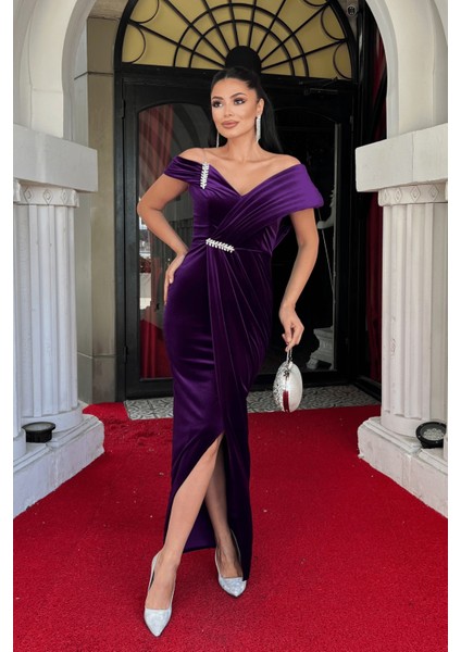 Kadife Kumaş Taş Detaylı Abiye Elbise - Patlıcan Mor