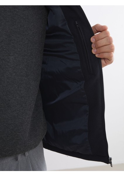 Yeni Sezon Slim Fit Dik Yaka Erkek Şişme Yelek fırsatları