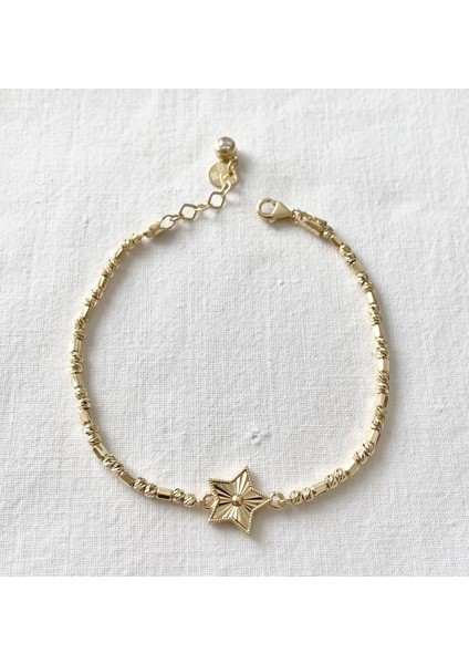 Dorika Toplu Yıldız Altın Bileklik indirimleri