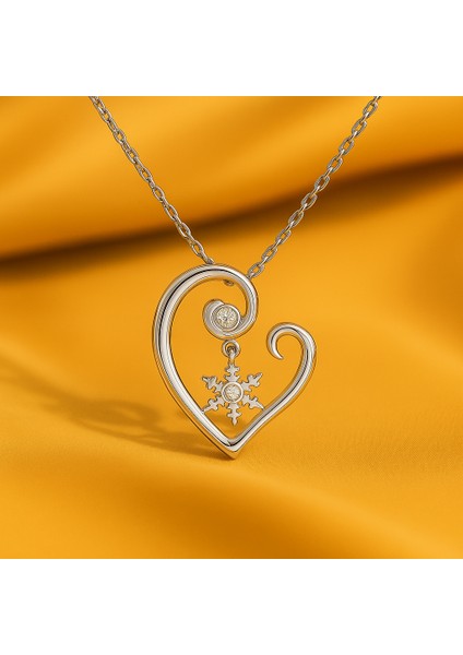 Pırlanta Kalp Kar Tanesi Kolye