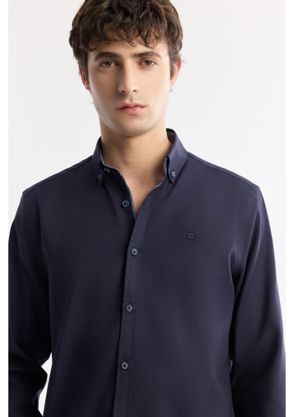 Erkek Lacivert Düğmeli Yaka Hediye Kutulu %100 Pamuk Basic Regular Fit Gömlek B002034 fırsatları