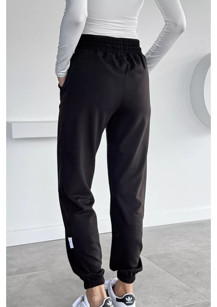 Kadın Amblem Detaylı Bel ve Paça Lastikli Eşofman Altı P-00018644 indirimleri