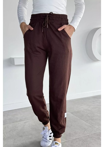 Kadın Amblem Detaylı Bel ve Paça Lastikli Eşofman Altı P-00018644