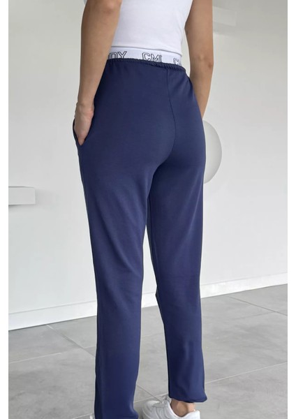 Kadın Bel Baskılı Paça ve Bel Lastikli Çimalı Eşofman Altı P-00018643 fırsatları