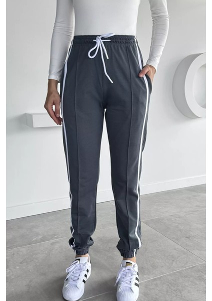 Kadın Bel ve Paça Lastikli Çimalı Şeritli Eşofman Altı P-00018642 fiyatları