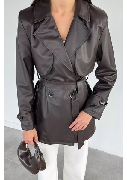 Kadın Çift Cepli Bel Kuşaklı Düğmeli Suni Deri Trençkot P-00018687 modelleri