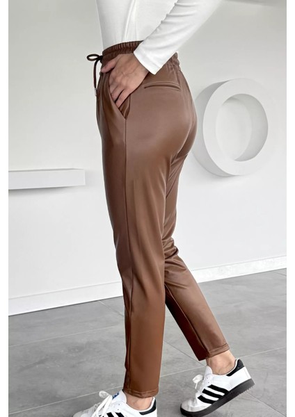 Kadın Bel Lastikli Suni Deri Pantolon P-00018536 modelleri