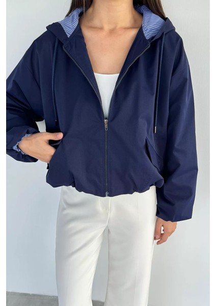 Kadın Kapüşonlu Bel Lastikli Çift Cepli Mevsimlik Mont P-00018577 fiyatları