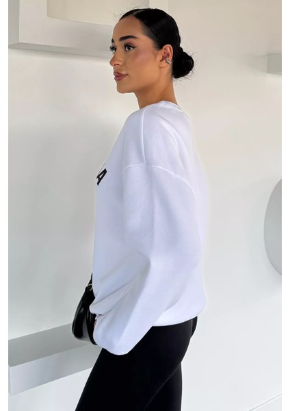 Kadın Bisiklet Yaka Ön Yazı Baskılı Şardonlu Sweatshirt P-00018612 fırsatları