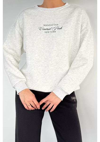 Kadın Ön Yazı Baskılı Bisiklet Yaka Şardonlu Sweatshirt P-00018608