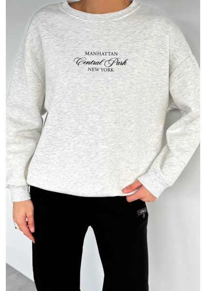 Kadın Ön Yazı Baskılı Bisiklet Yaka Şardonlu Sweatshirt P-00018608 modelleri