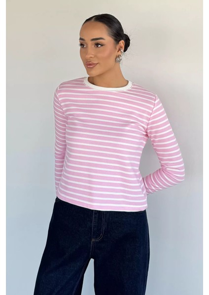 Kadın Bisiklet Yaka Çizgi Desenli Sweatshirt P-00018591