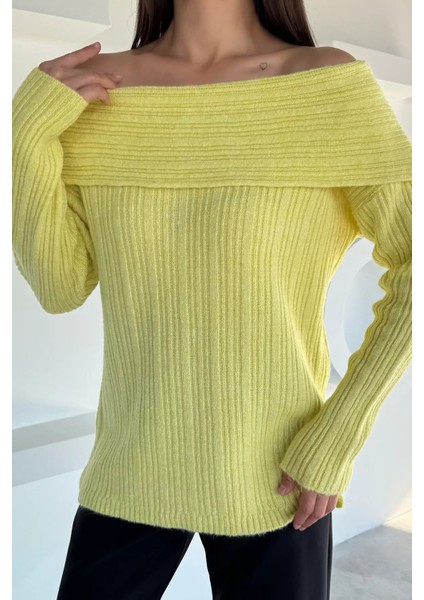 Kadın Madonna Yaka Kendinden Çizgi Desenli Triko Bluz P-00018618 modelleri