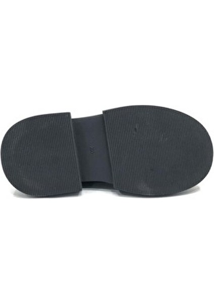 Kadın Deri Ayakkabı Siyah Yüksek Kalite Dana Deri ve Rahat Taban Özellikleriyle