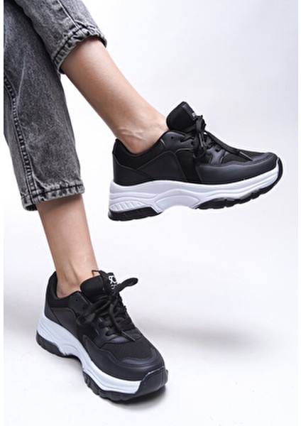 Kadın Sneaker Siyah Beyaz Düz Taban Ortapedik İç Taban ile Rahat 0012140
