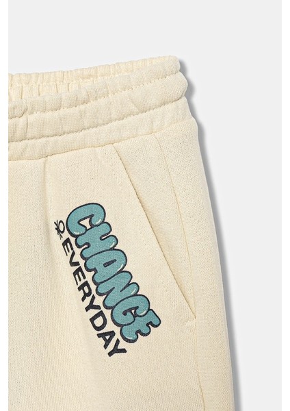 Benetton Önü Desenli-Logolu Ekru Eşofman Altı modelleri