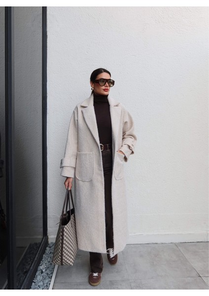 Açık Cep Düğmeli Kaşe Kaban fırsatları