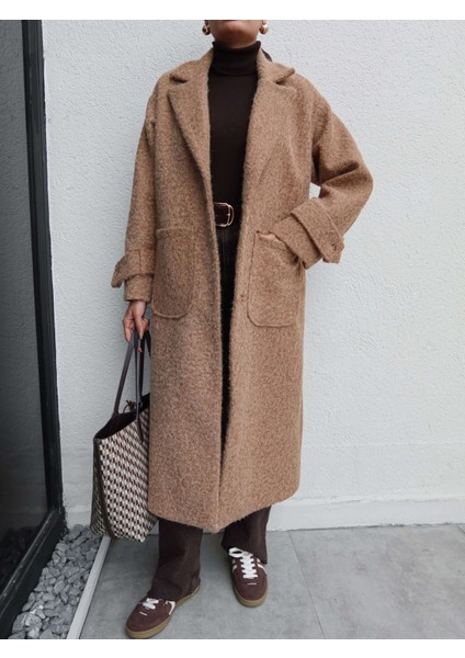 Açık Cep Düğmeli Kaşe Kaban modelleri