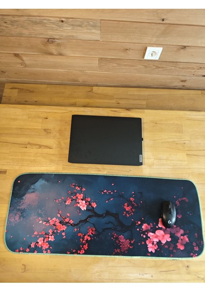70X30 cm Fosforlu Dikişli Kiraz Çiçeği Temalı Kaydırmaz Taban Speed Yüzey Oyuncu Mouse Pad Gaming