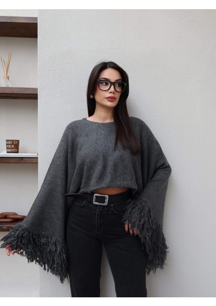 Püsküllü Triko Kazak fırsatları