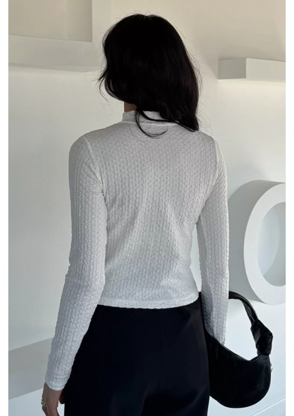 Kadın Dik Yaka Basic Bluz P-00018514 fırsatları