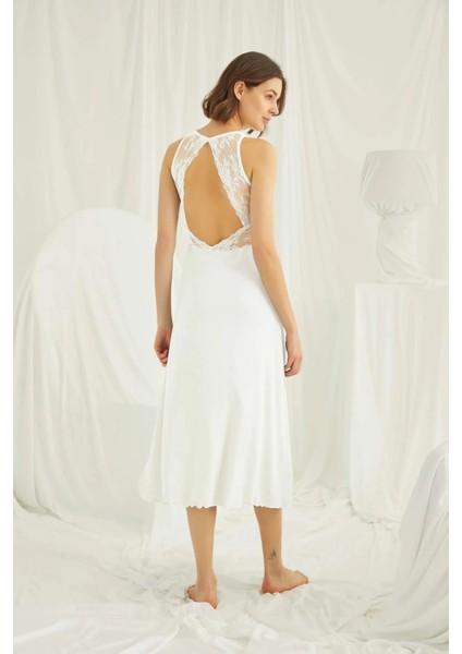 Monamise Göğüs ve Sırt Dekoteli Brode Dantelli Yırtmaçlı Gecelik fiyatları