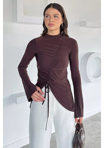 Asimetrik Kesim Ön Büzgülü Kadın Bluz P-00018523