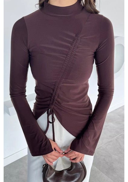 Asimetrik Kesim Ön Büzgülü Kadın Bluz P-00018523 fiyatları