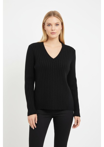 Siyah V Yaka Triko Kadın Kazak 2217