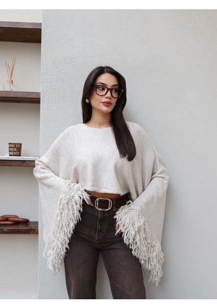 Püsküllü Triko Kazak