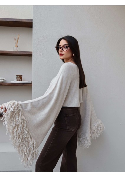 Püsküllü Triko Kazak fırsatları