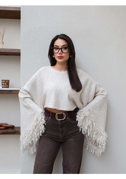 Püsküllü Triko Kazak indirimleri