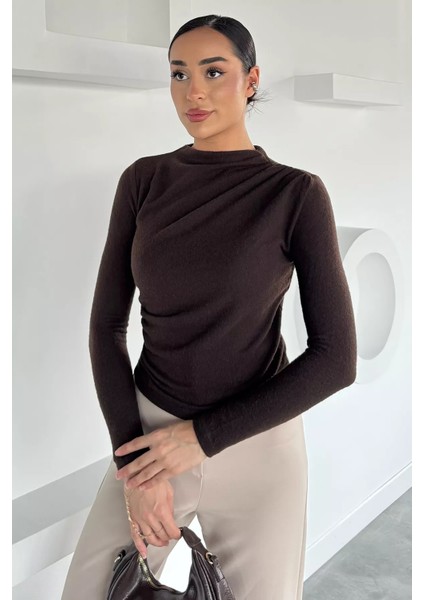 Kadın Omuz ve Yan Büzgülü Bluz P-00018501