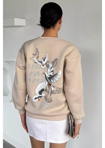 Kadın Ön ve Sırt Baskılı Bisiklet Yaka Üç Iplik Şardonlu Sweatshirt P-00018477 fırsatları