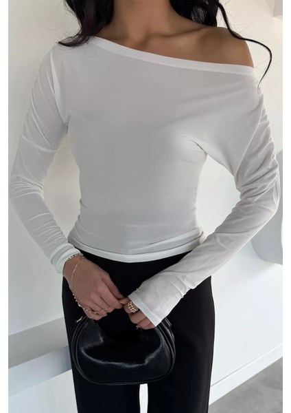 Kadın Omuz Büzgülü Likralı Bluz P-00018530 fiyatları